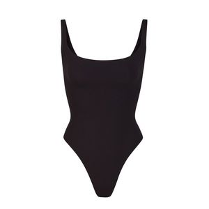 FITS EVERYBODY SQUARE NECK BODYSUIT in onyx